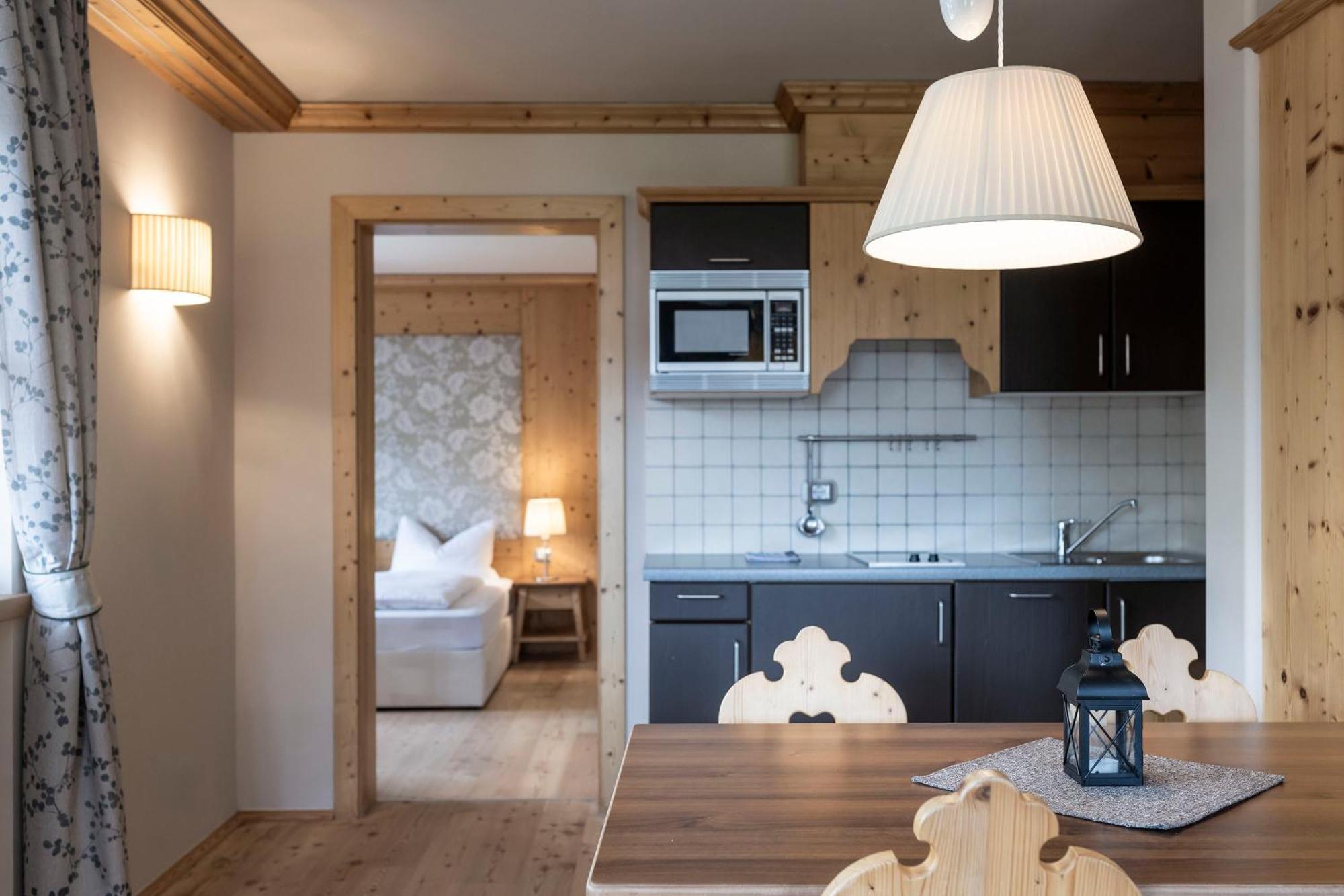 Post Alpina - Family Mountain Chalets San Candido Quarto foto