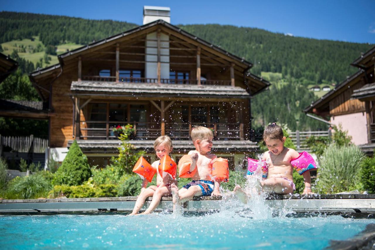 Post Alpina - Family Mountain Chalets San Candido Exterior foto